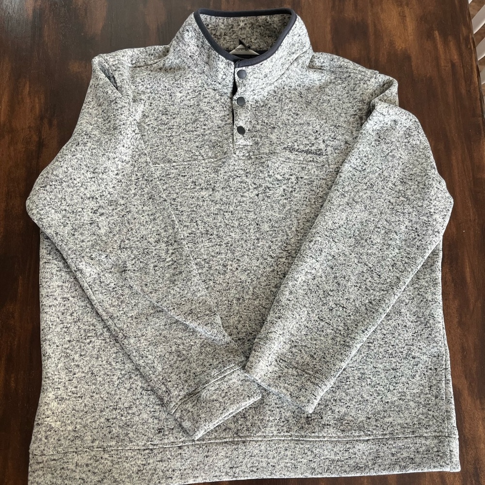 Eddie Bauer Men's Heathered Gray Crewneck Sweater